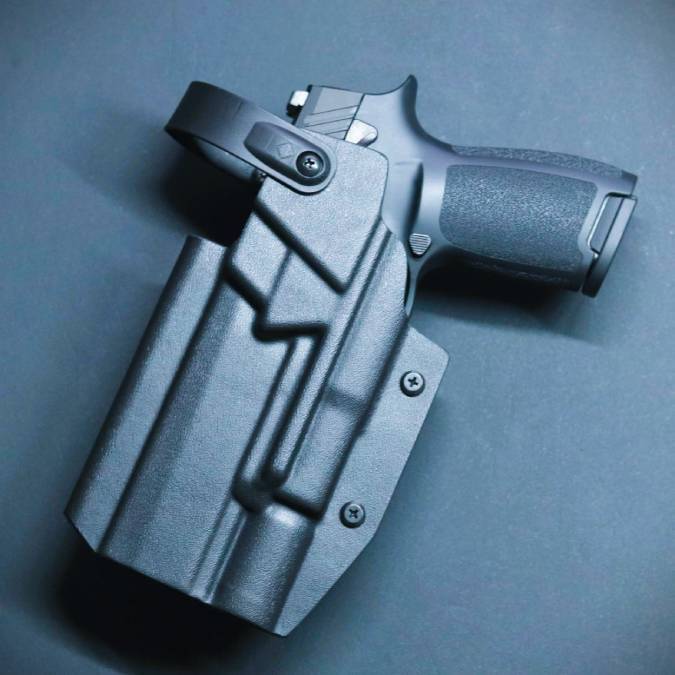 SIG P320 M17 M18 X300U 専用 Lv2 ホルスター 右用 六七五 Sig P320 M17 X300U ライト 専用 ホルスター 右用 Lv2