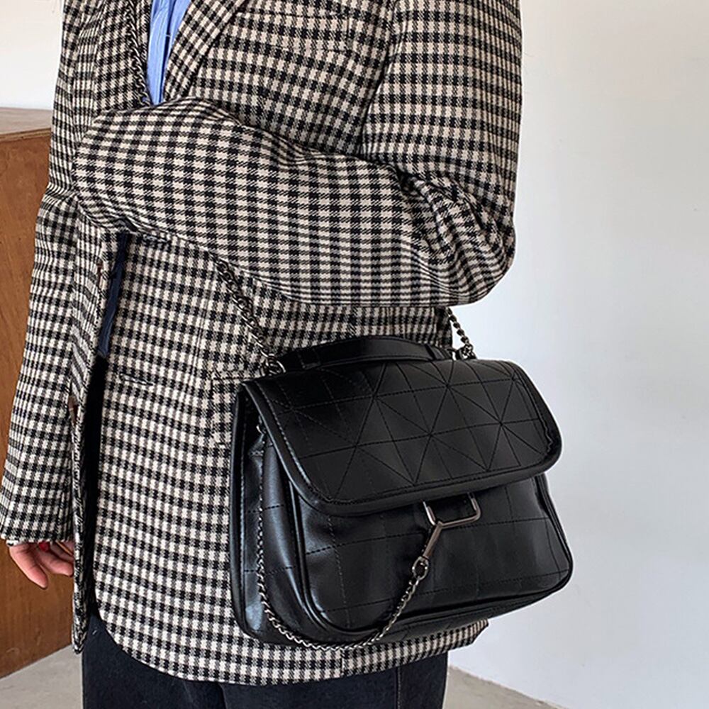 チェーンバッグ レディース ショルダーバッグ 斜め掛け ブラック レトロ