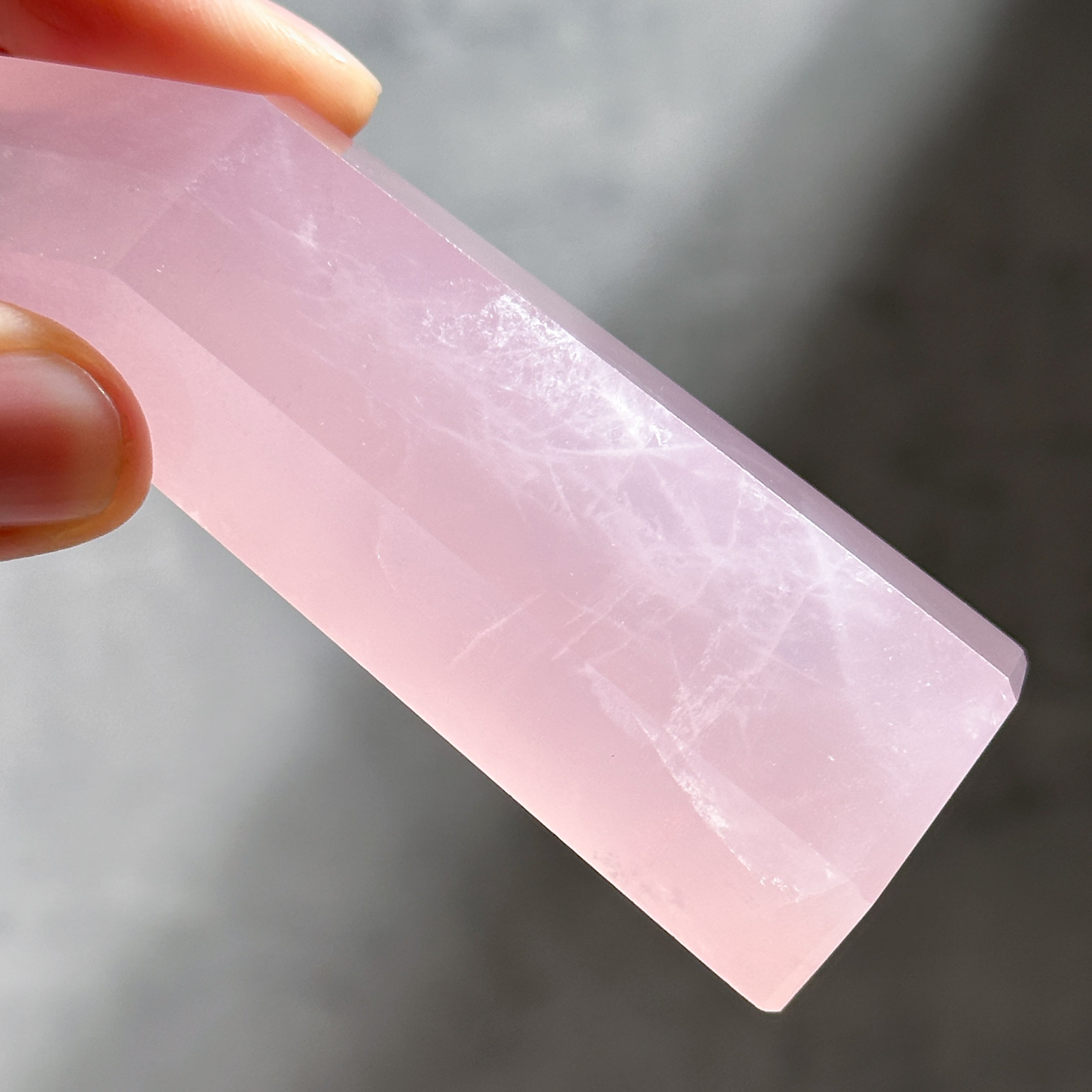 ローズクォーツ　タワー 高品質】バイーア産ローズクォーツ タワー01◇ Rose Quartz ◇天然石