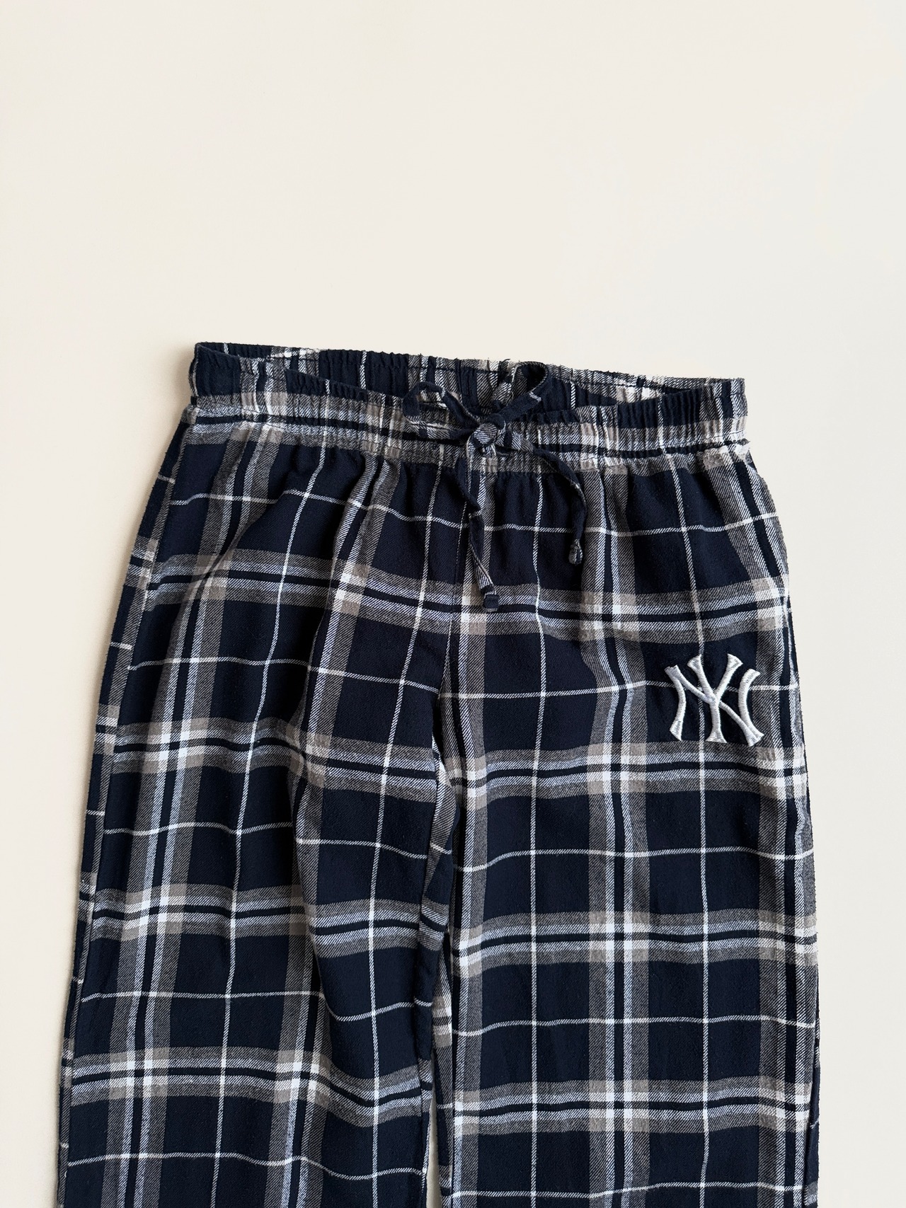 Yankees plaid pants - 2