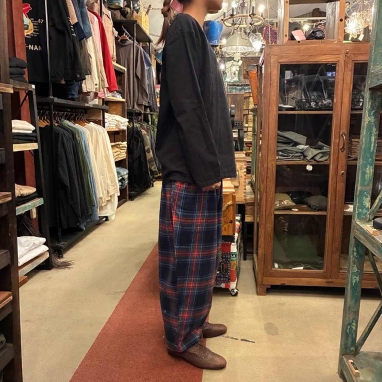 French type Linen cotton Crew neck shirt L/S Black dyeing　フランスタイプ　リネンコットンクルーネックシャツ　ブラック染　ロングスリーブ　ファッション　ユニセックス　軍物　フランス軍　ミリタリー　長袖　インナー　ブラウス