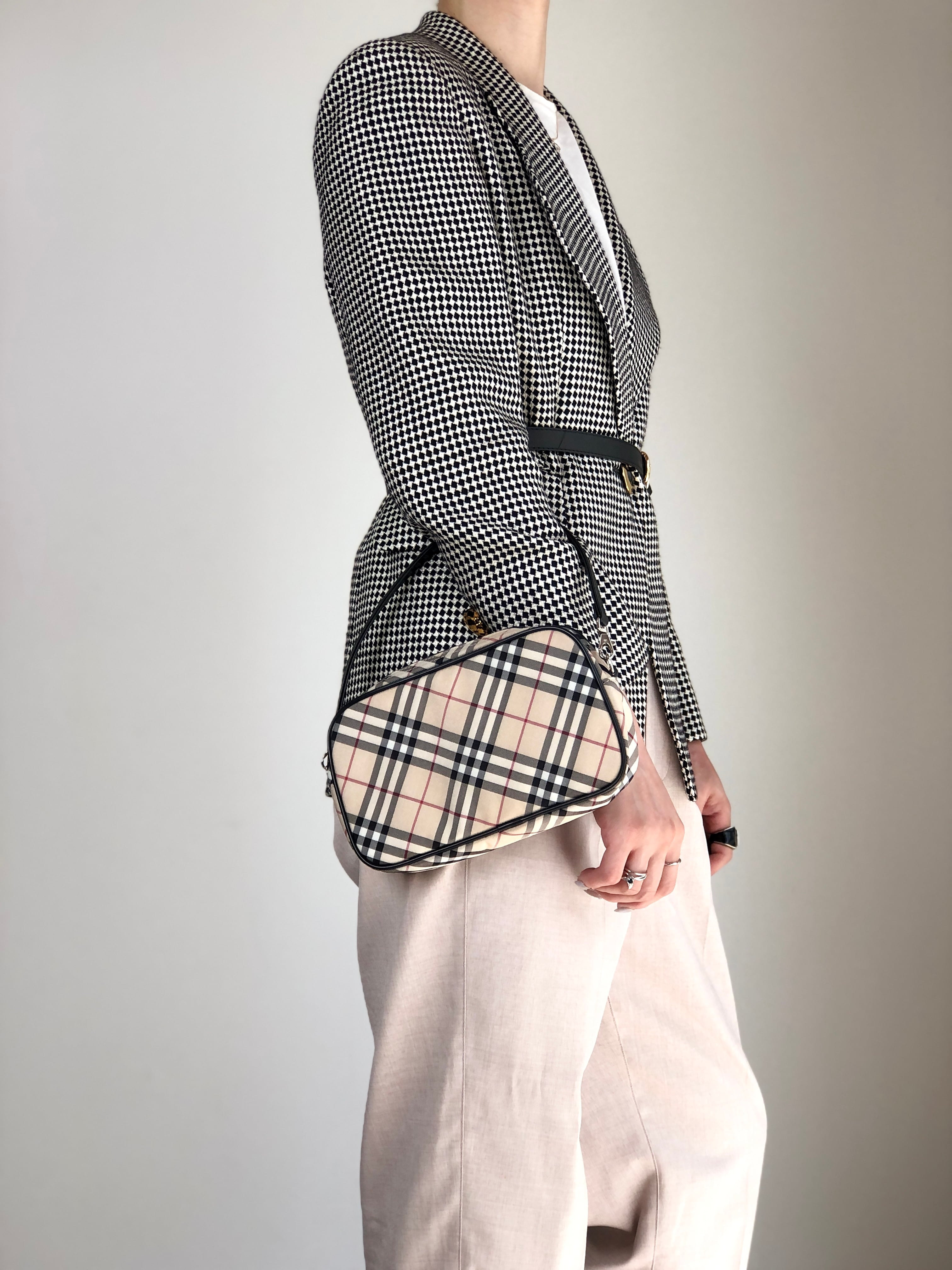 Burberry ベージュチェック ウエストポーチ BURBERRY バーバリー ノバチェック ショルダーバッグ ベージュ