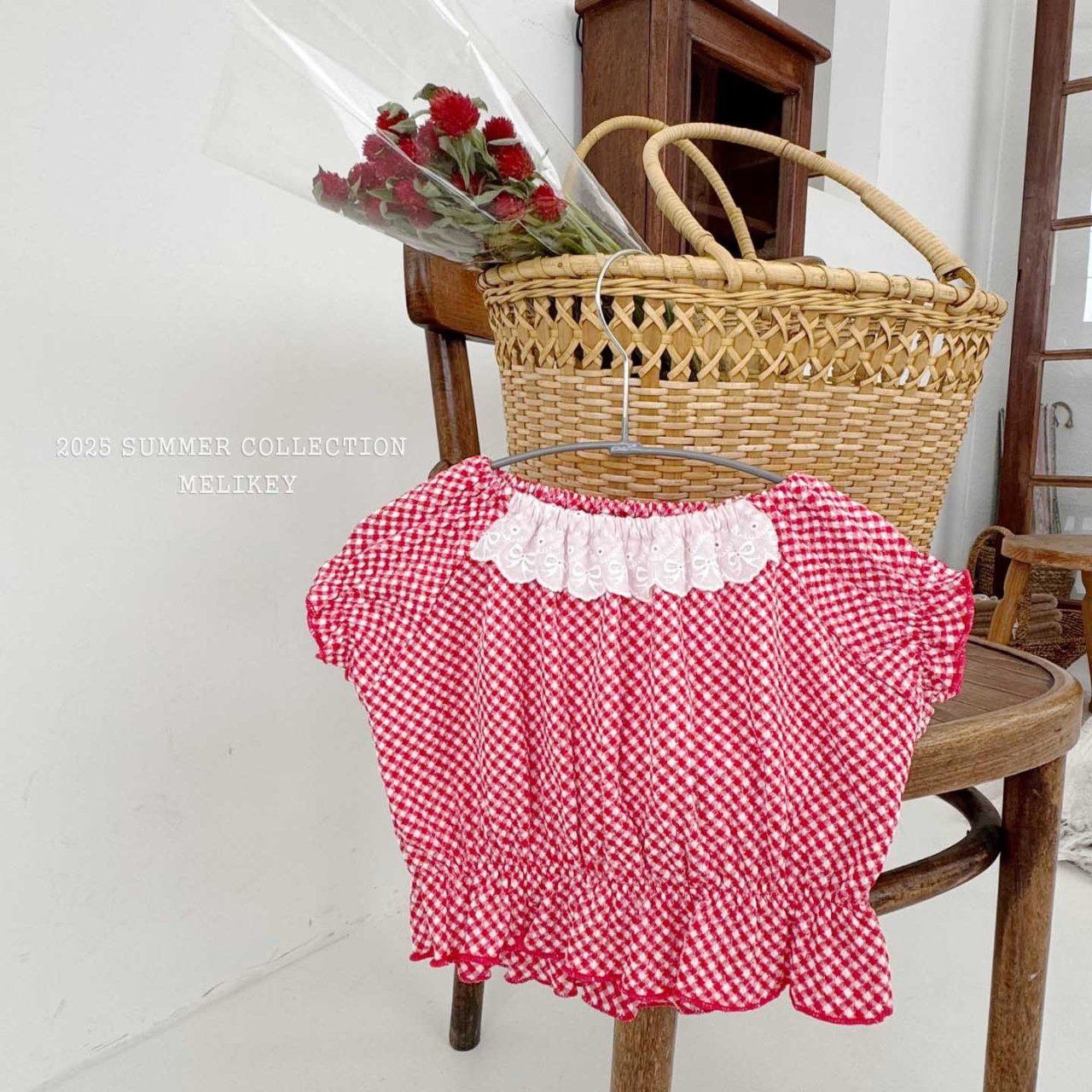 [MELIKEY] Lemon short sleeve blouse +fee / [미라이키] 레몽반팔블라우스