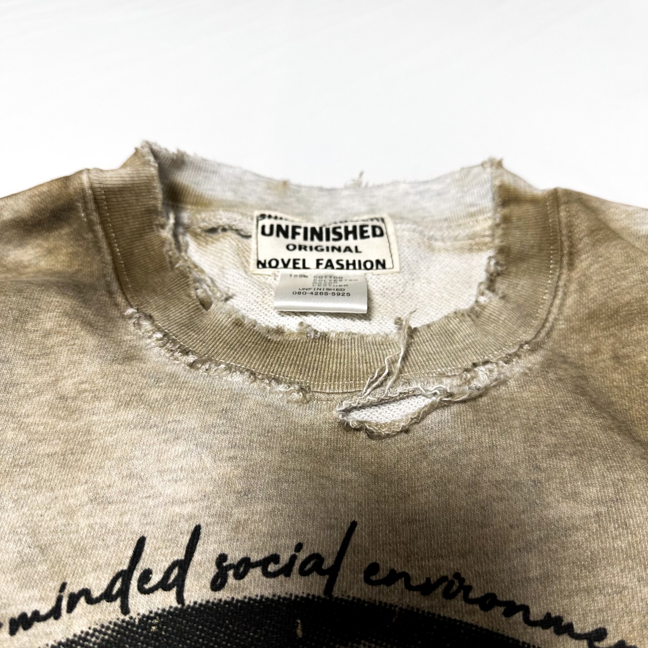 UNFINISHED GO OUT OF FASHION24126