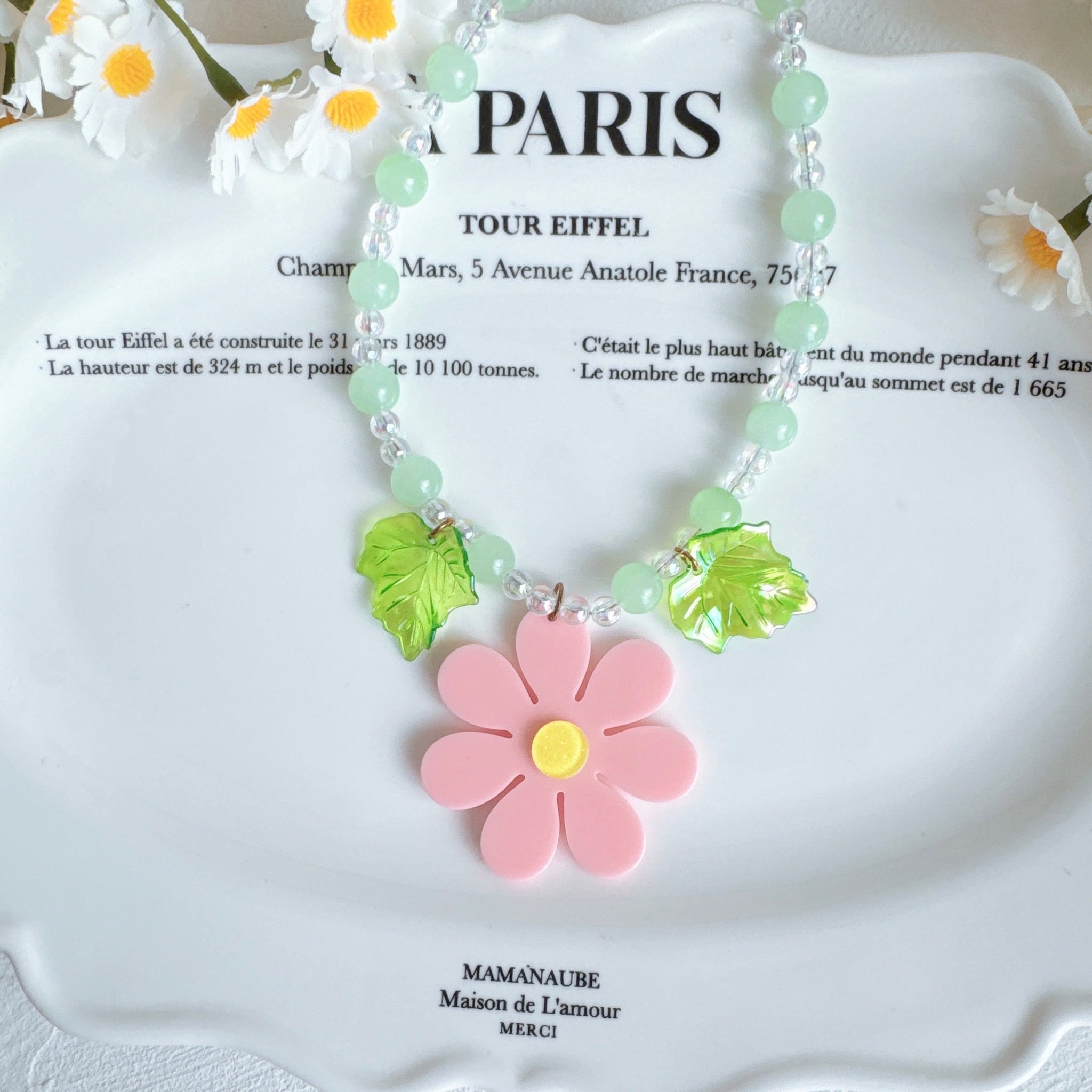 ゆらゆらお花のネックレス