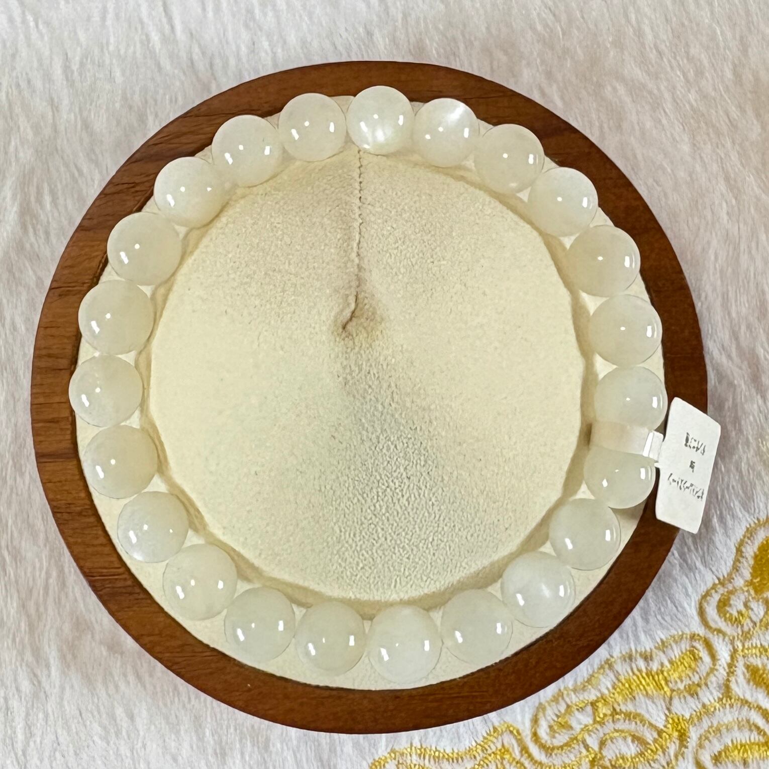 ホワイトムーンストーン タンザニア産 丸珠8㎜、内周16㎝