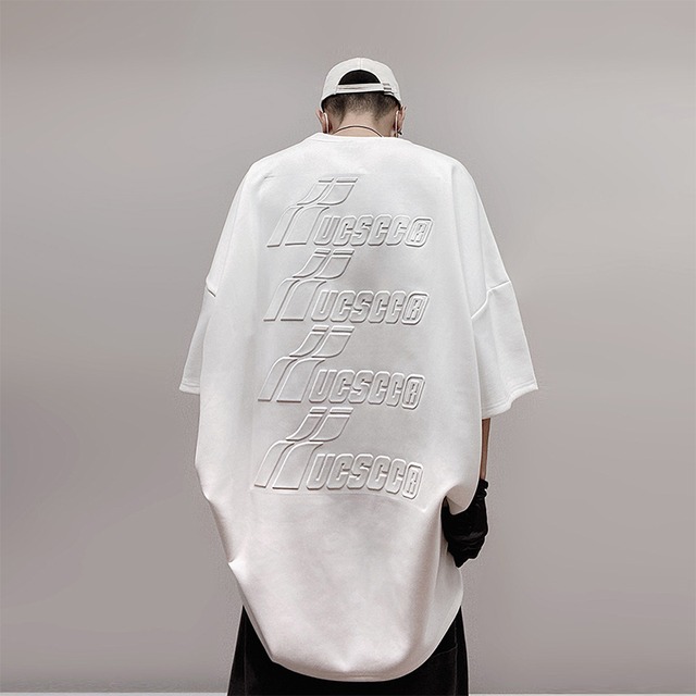 UUCSCCスエード英字ロゴ半袖Tシャツ