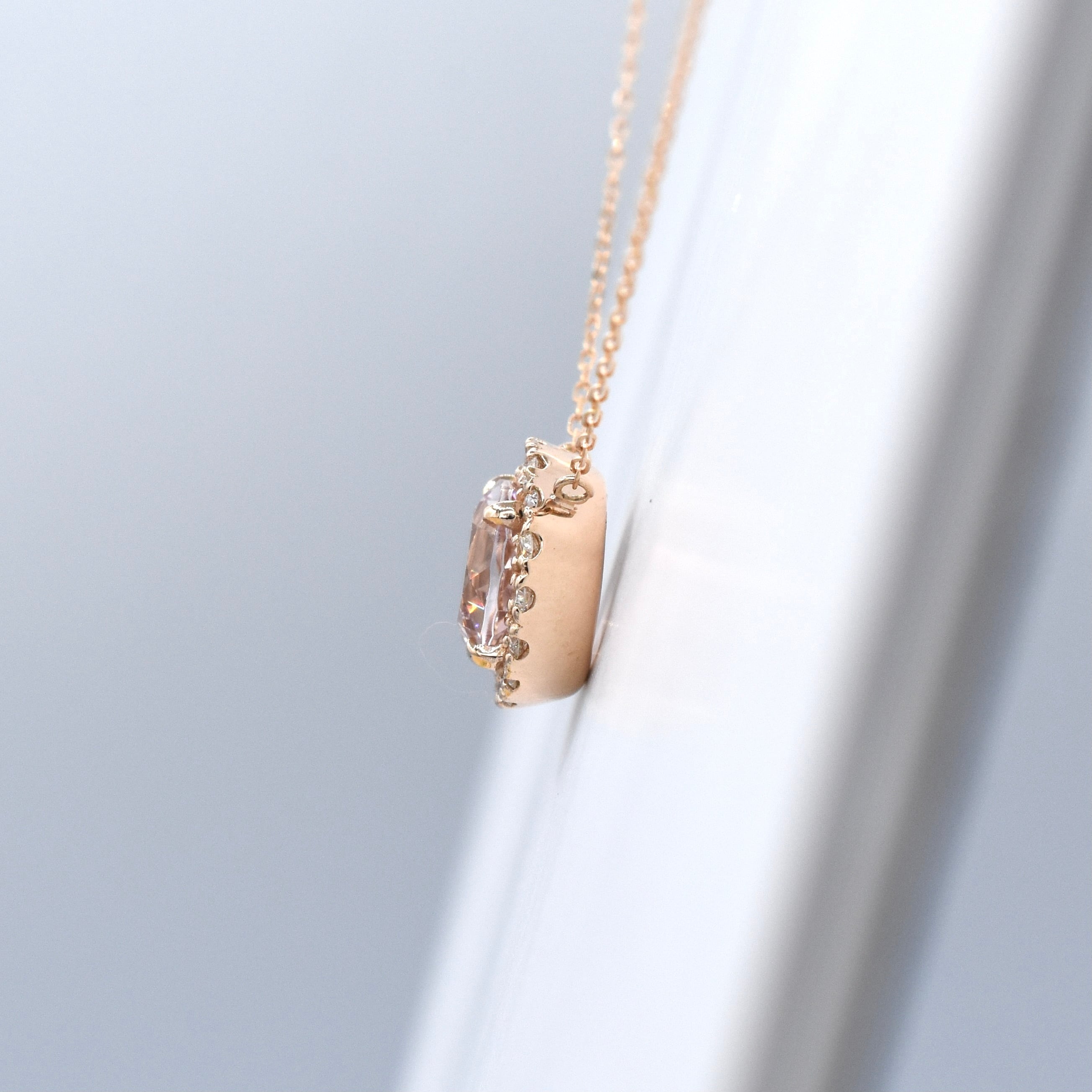 モルガナイト ダイヤモンド 取り巻き 18金 ピンクゴールド 両吊り  