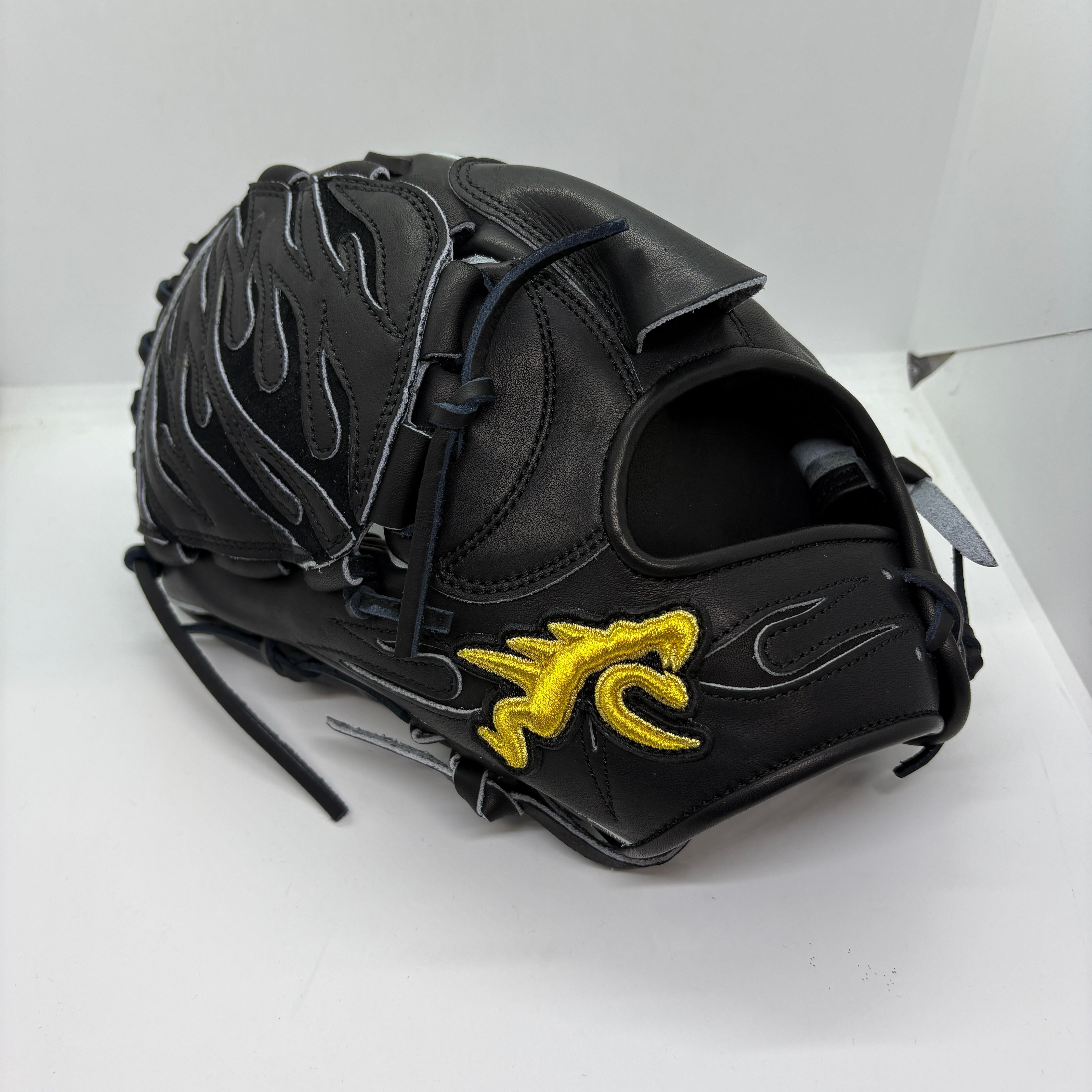 RYU 硬式外野手用 701型 キャメルXブラック紐 右投げ【型付け、送料