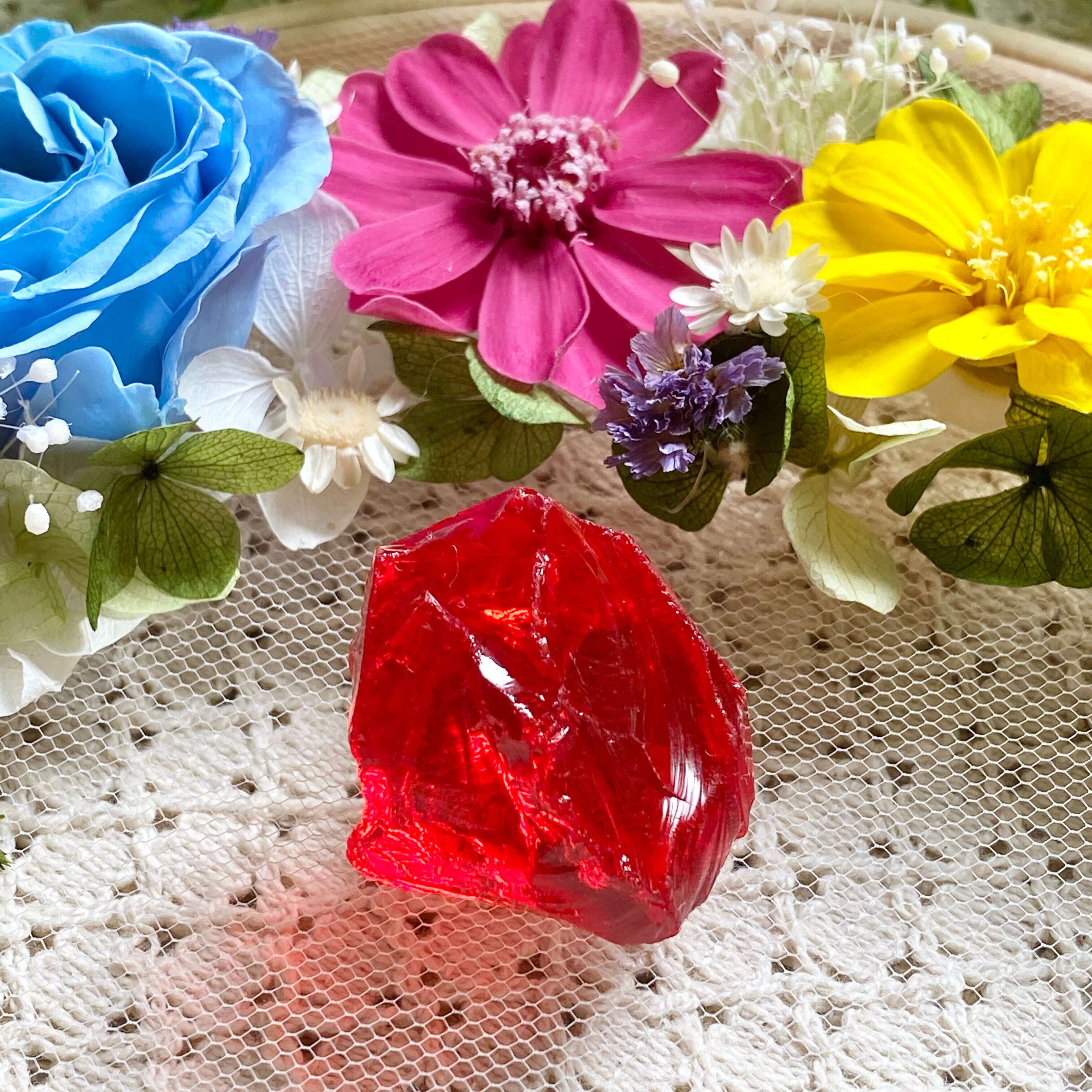 インドネシア産アンダラクリスタル原石 レッドオレンジ A