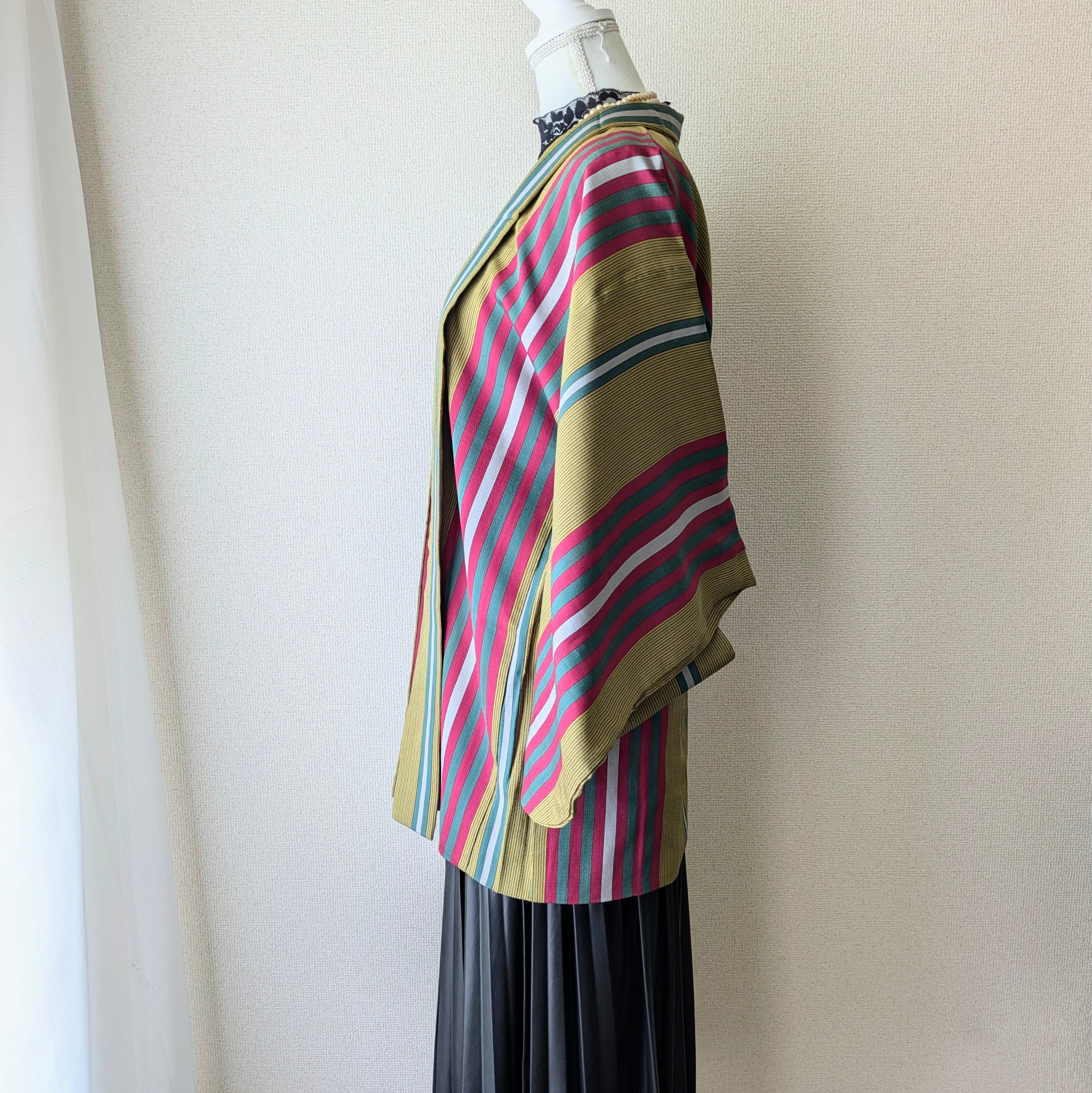 Vintage】HAORI 長羽織 羽織 正絹 縮緬 縞 大正浪漫 古布 時代布 Vintage】HAORI 長羽織 羽織 正絹 縮緬 縞 大正浪漫 古布 時代布