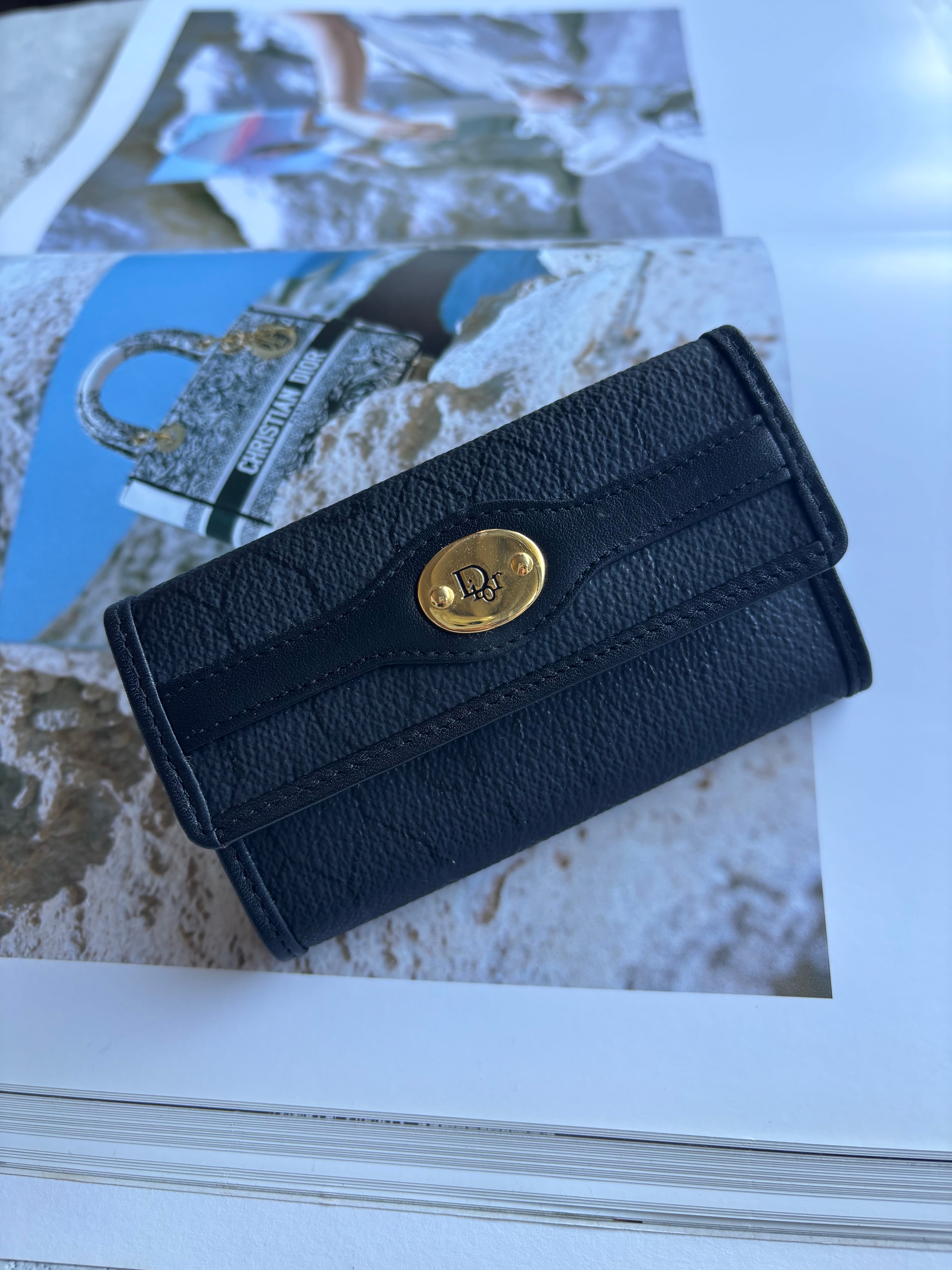 Christian Dior ロゴプレート ハニカム柄 キーケース ブラック | Petit