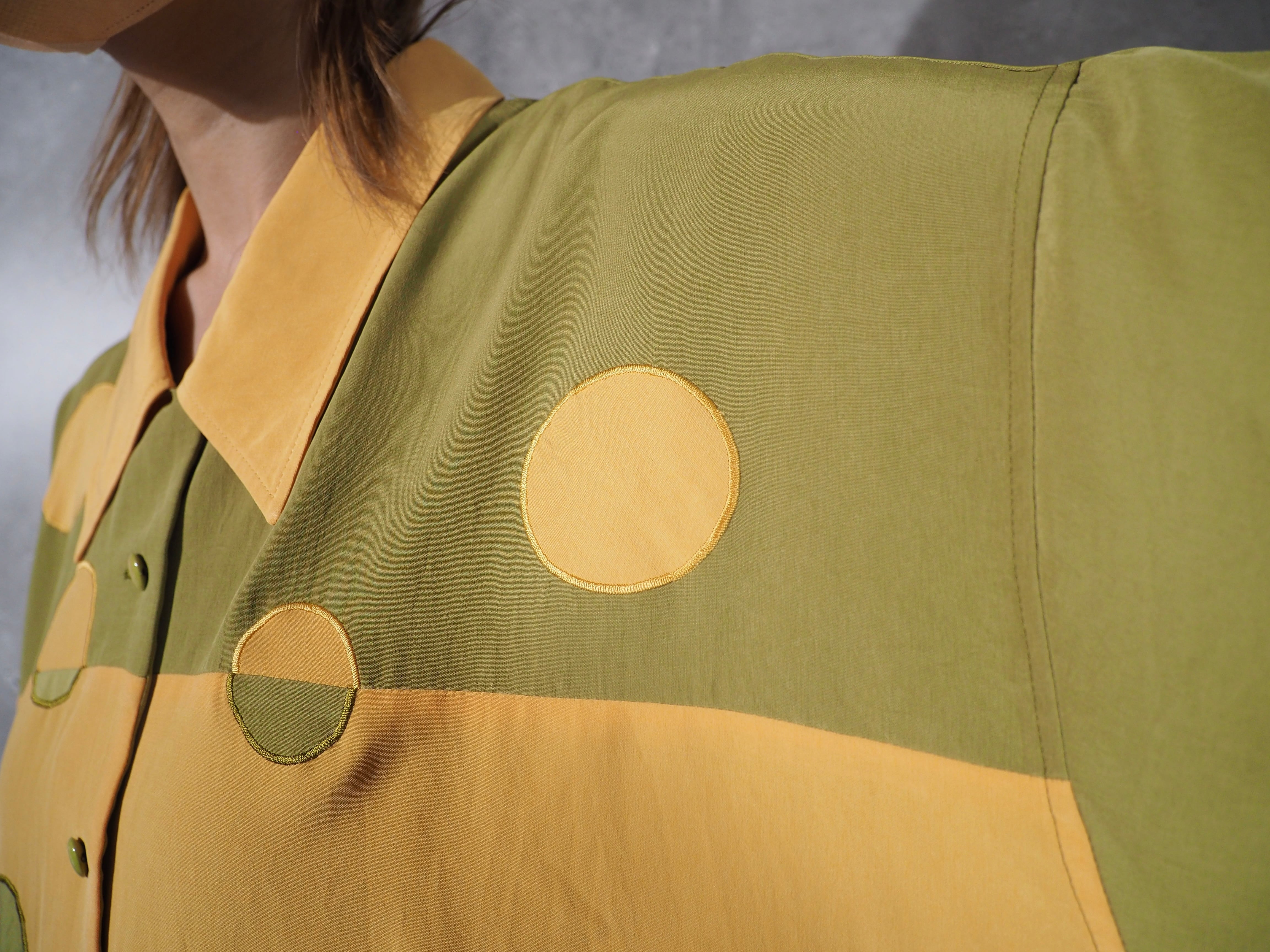 1990s Bubble soap embroidery design Box silhouette shirt