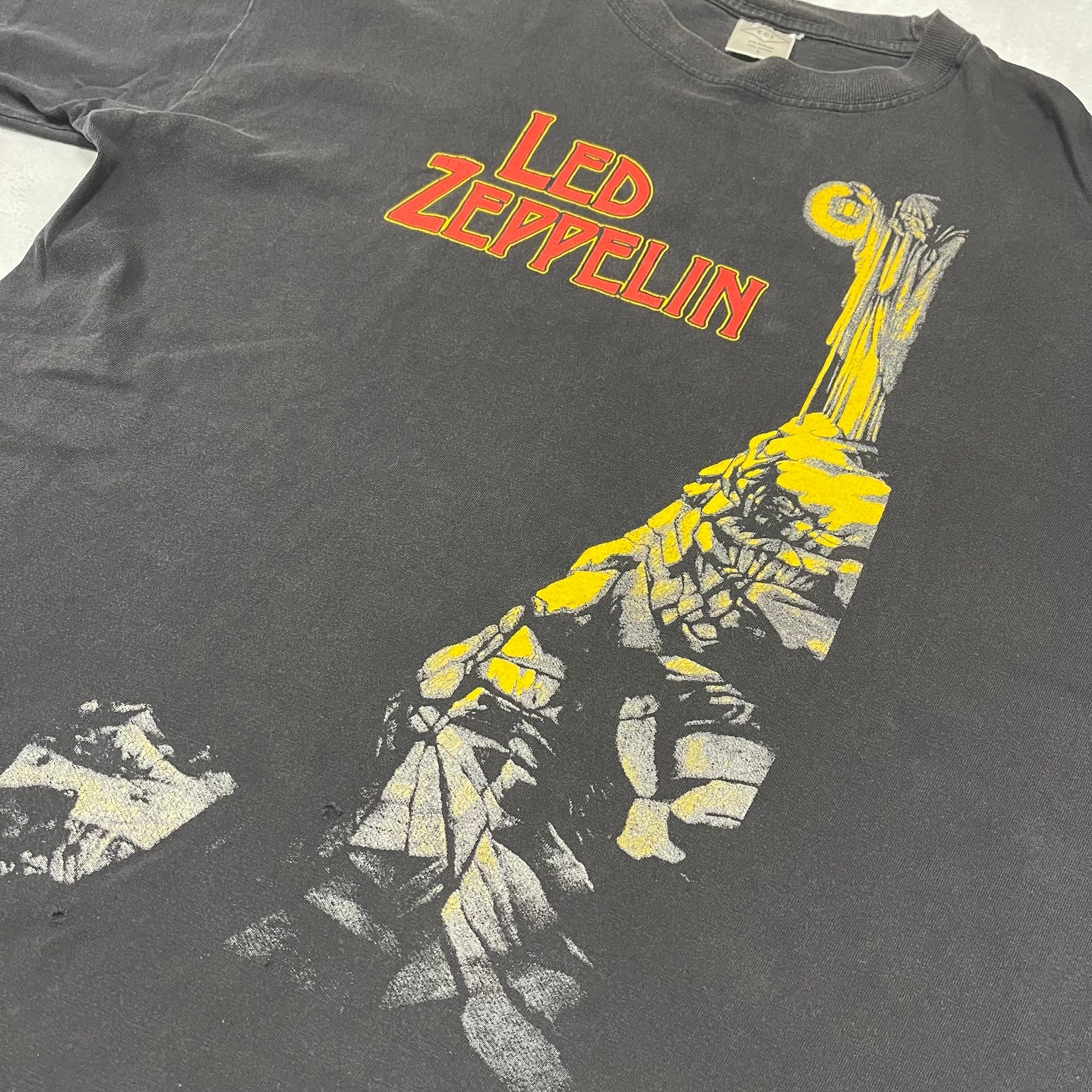 1977年ビンテージ 古着 Led ZeppelinツアーTシャツ-
