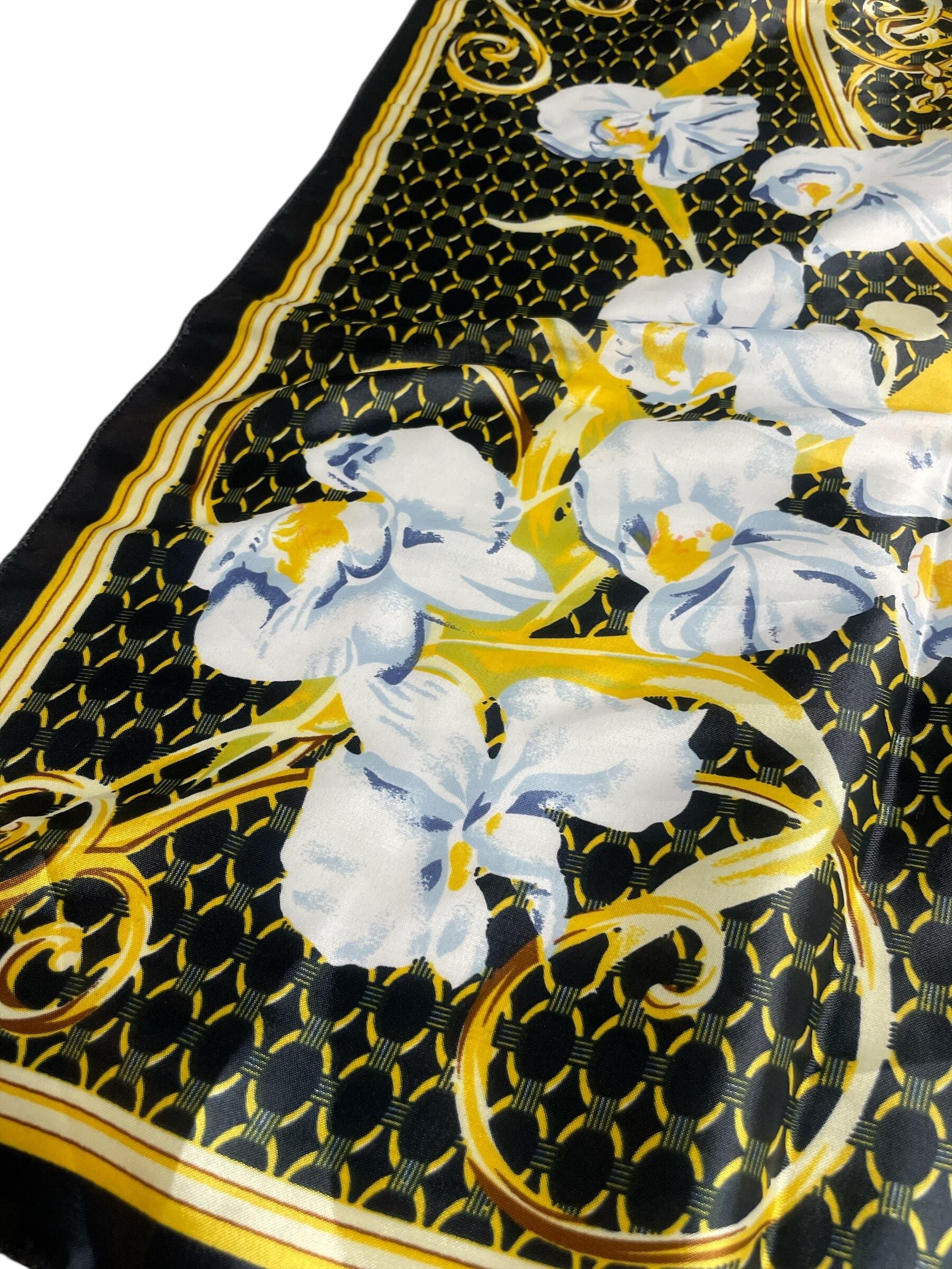 USED super big scarf