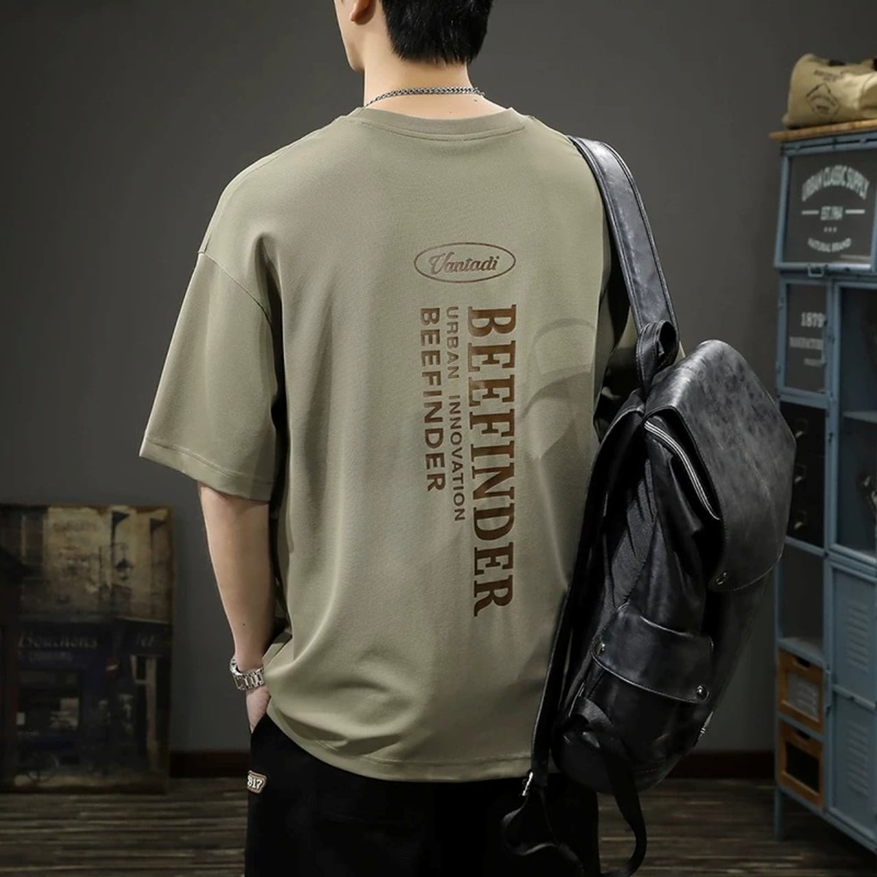 ストリートフォントバックグラフィックTシャツ 2col   A00243