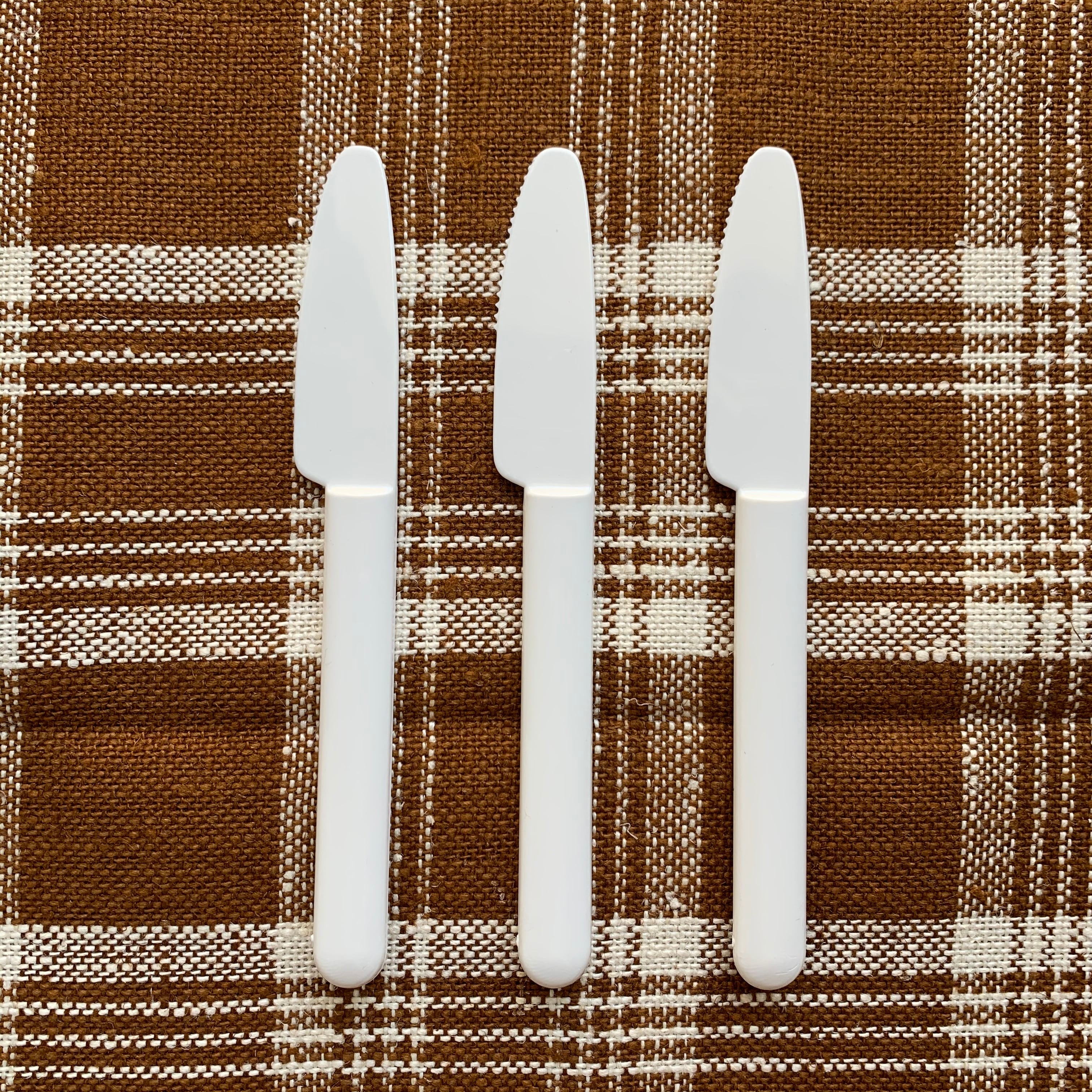 SARVIS  / Pitopöytä（easy day）Knife【White】