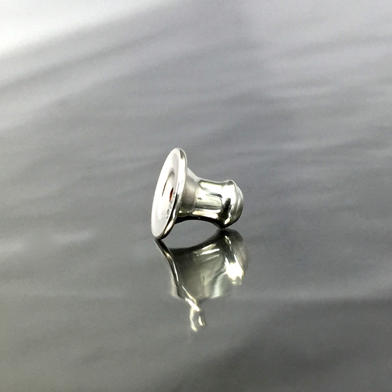 ROSE STUD with EMERALD / ローズピアス・エメラルド