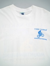 90s print tee