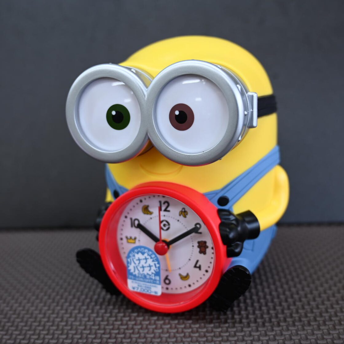 TAIGA ミニオンズ はぶけ かわいい ボブ【リズム目覚まし時計 