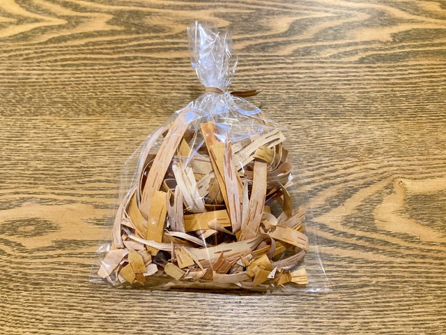 白樺樹皮の着火剤（20g×4）