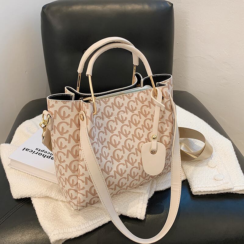 メッセンジャーバッグ Tiancai_Wing_Bag56737112460