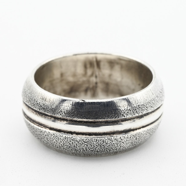 Two Tone Textured Round Band Ring  #20.5 / Denmark