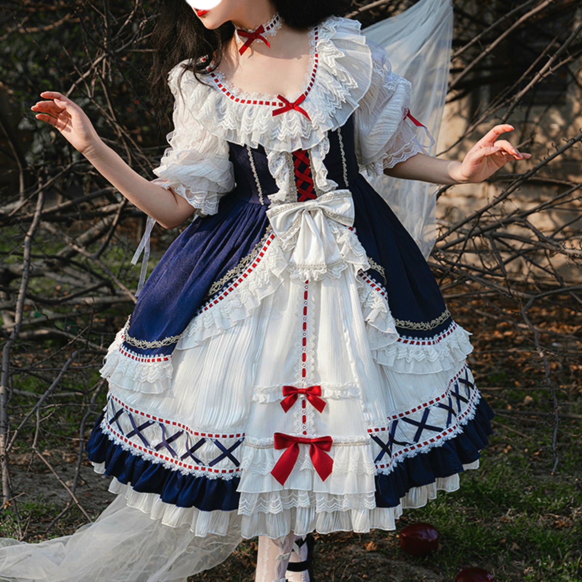 白雪姫風 ワンピース ベージュ フリル 白雪姫カラー ゴスロリ