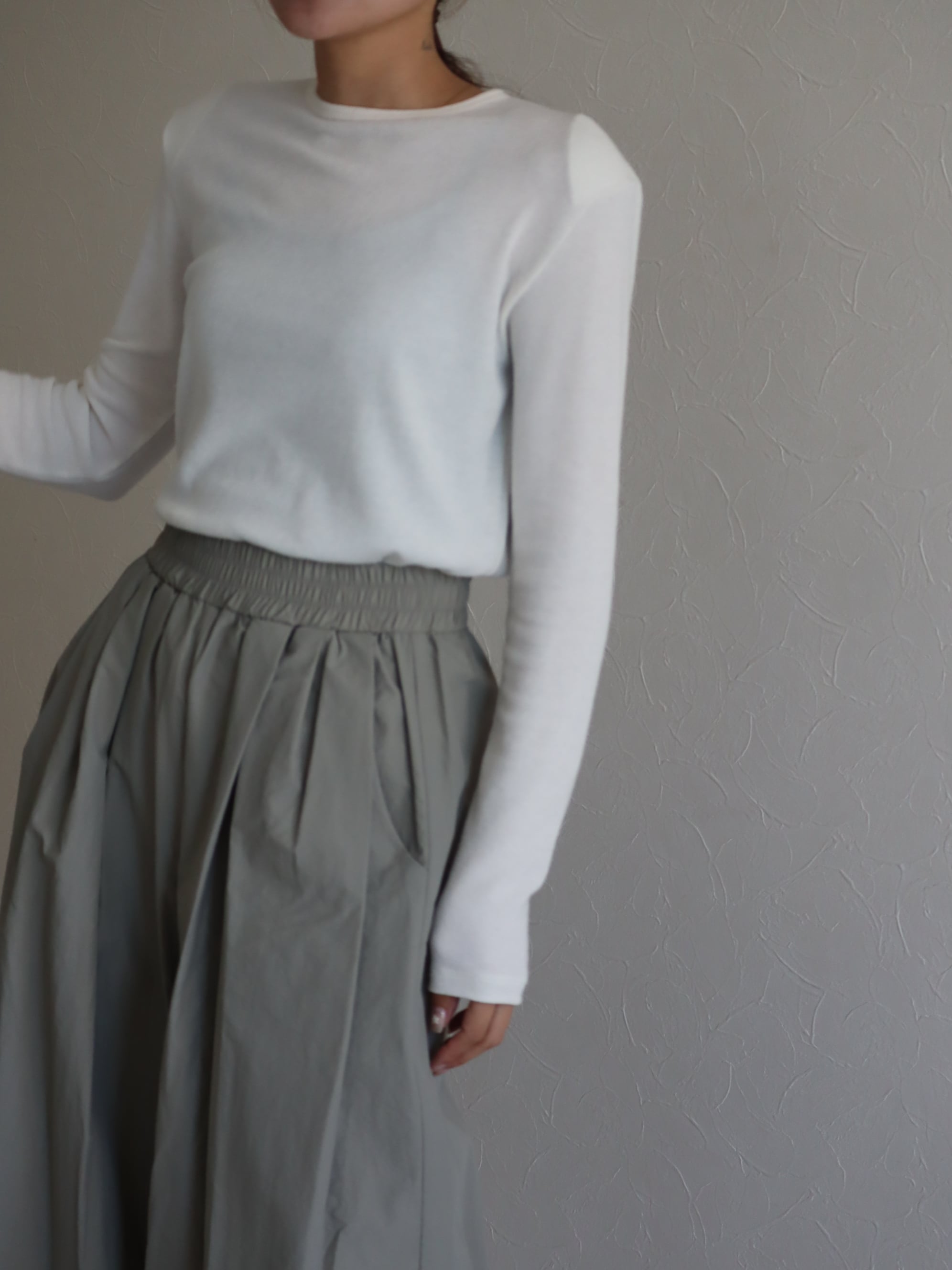 shoulder pad sheer T (white)