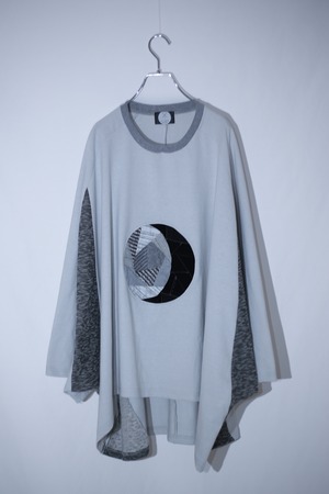Bat-T-shirts ○ crescent moon (grey)