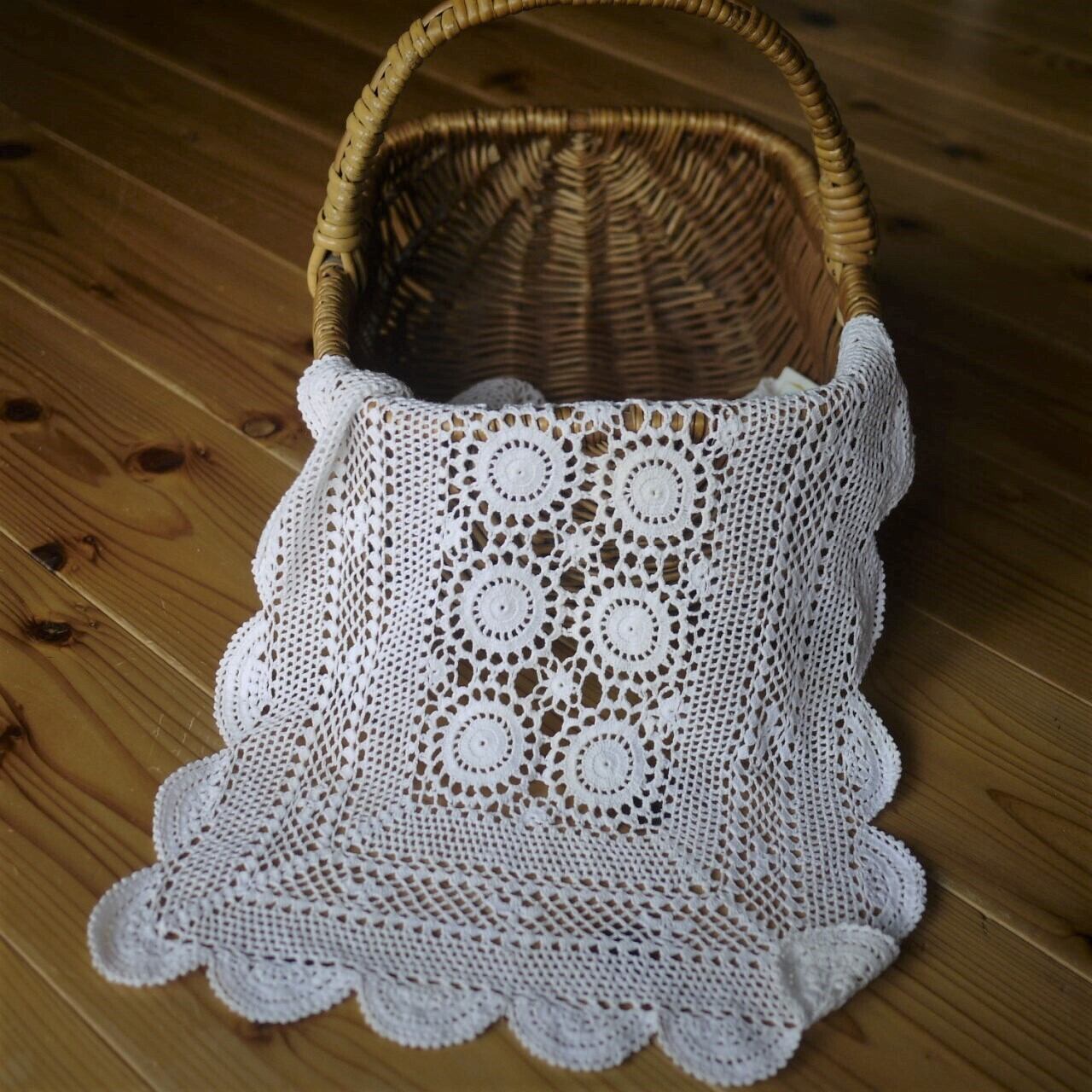 レース編み 長方形テーブルセンター ホワイト