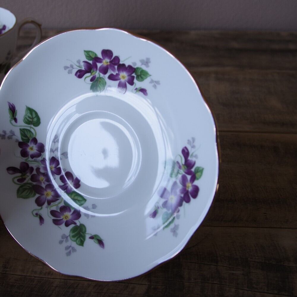 Duchess ダッチェス ヴィオレッタ Violetta コーヒーカップ ソーサー すみれ 花柄 3 イギリス ヴィンテージ 食器 陶器 レトロ アンティーク Flohmarkt フローマルクト