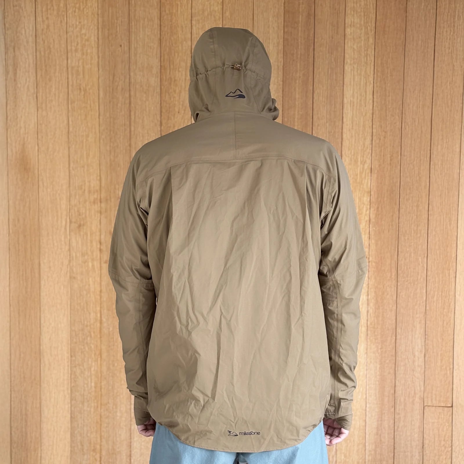 milestone（マイルストーン）UP-SWING Rain Hoody -キャラメルブラウン