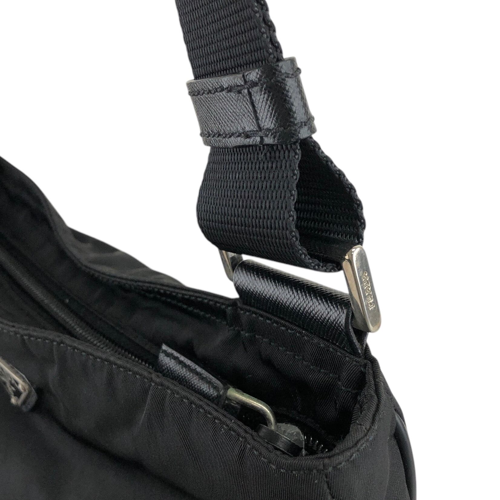 PRADA プラダ ブラック ナイロン ショルダーバッグ トライアングルロゴ PRADA プラダ ショルダーバッグ ブラック トライアングルロゴ ナイロン