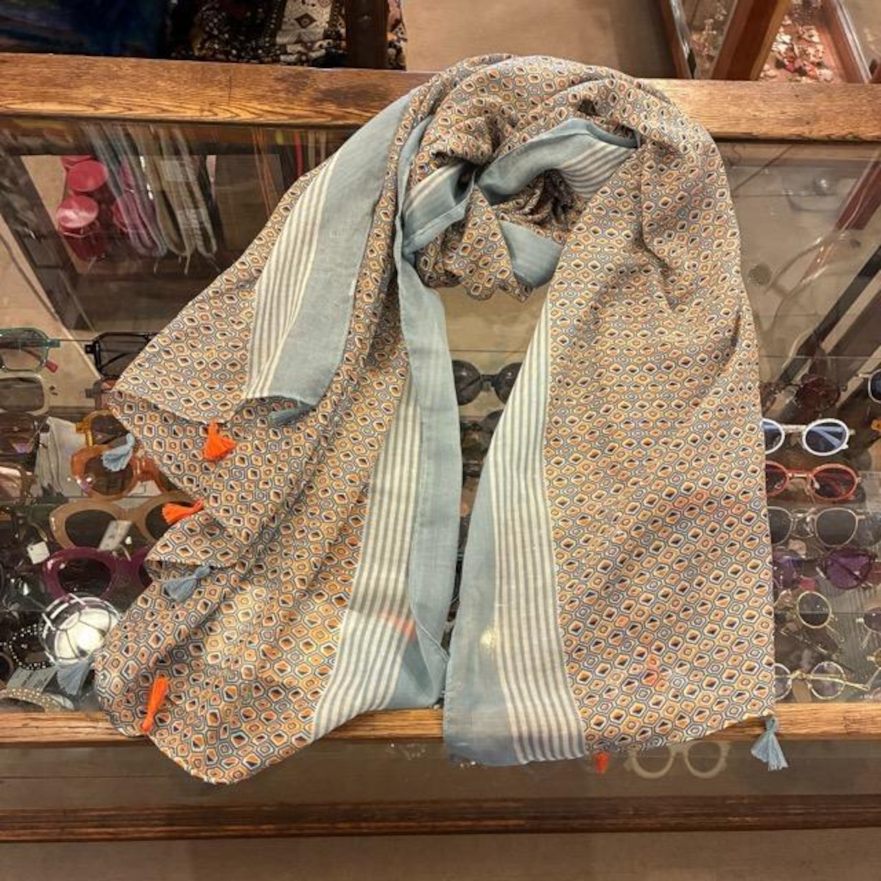 TOPANGA Accessory スムースタッセルビッグストール 全3種 ブルー ブラック スカーフ ショール マフラー 大判ストール 羽織 薄手 フリンジ 冷房対策