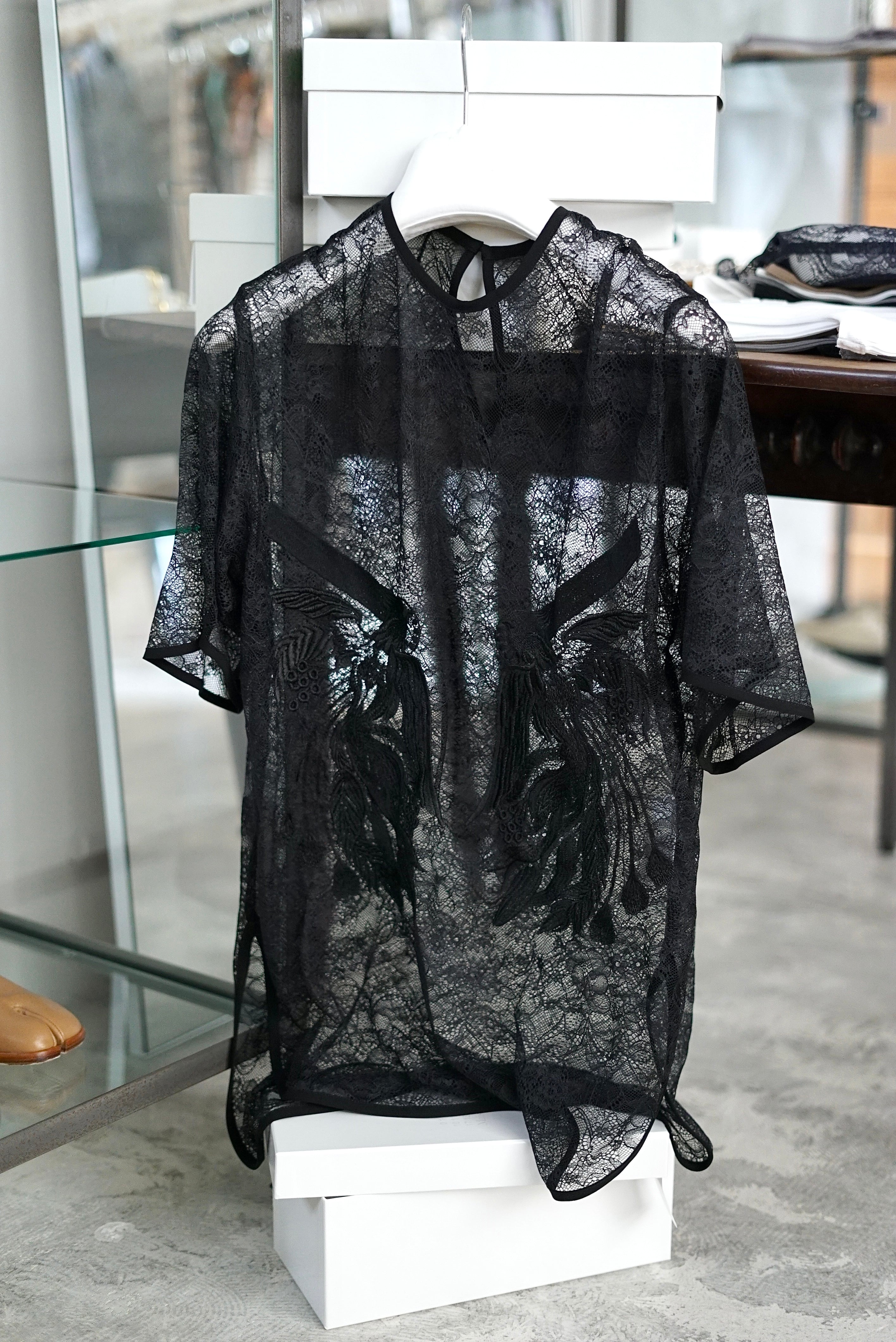 Mame Kurogouchi / Raschel Lace Embroidered Top ( BLACK, NAVY