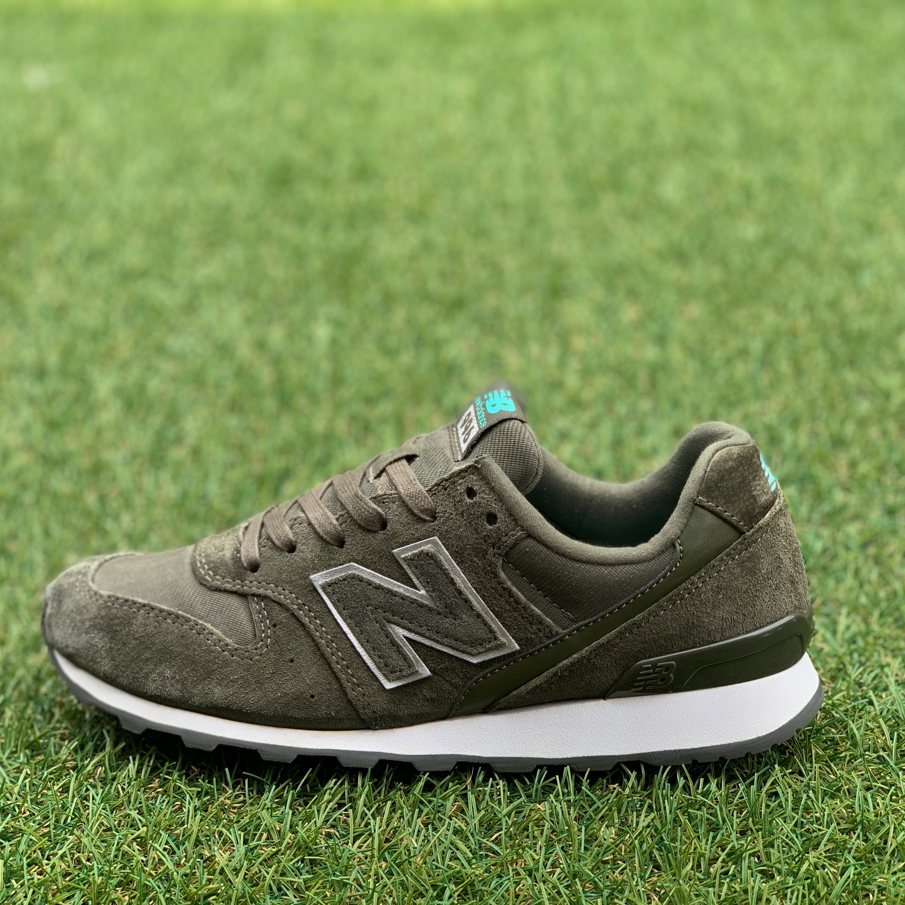 New Balance  WR996JB