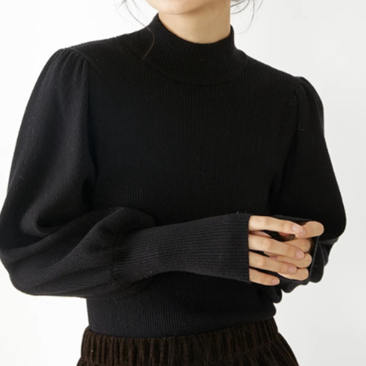 ランタンスリーブハイネックニットセーター A01050