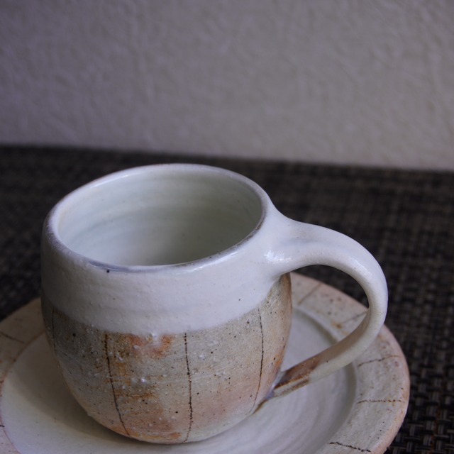 エッグマグ＆ソーサーセット(信楽　古谷製陶所)