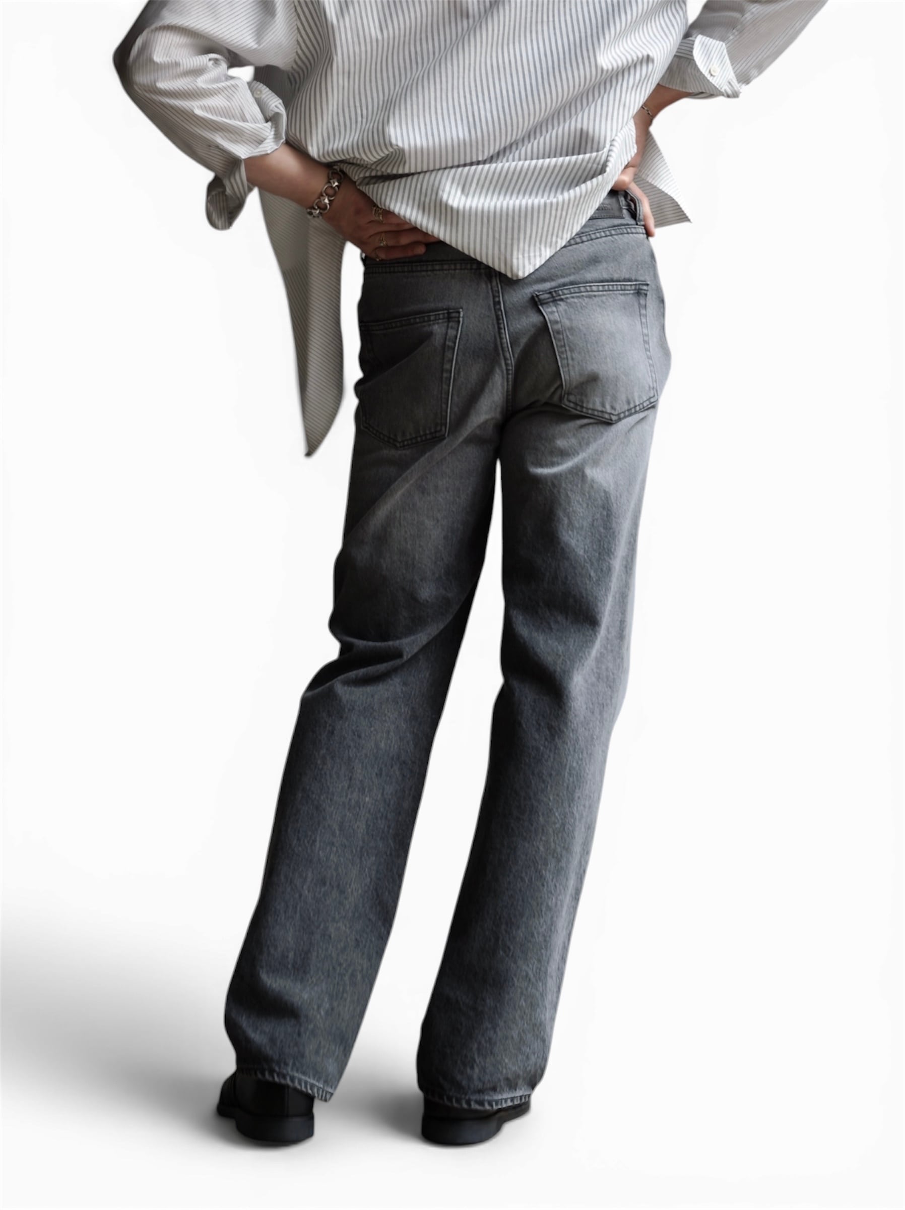 GEN IZAWA ペインティングデニム　ワイド　ルーズ　日本製　ジーンズ GEN IZAWA / Straight denim pants (black-wash) | TUNAGI JAPAN