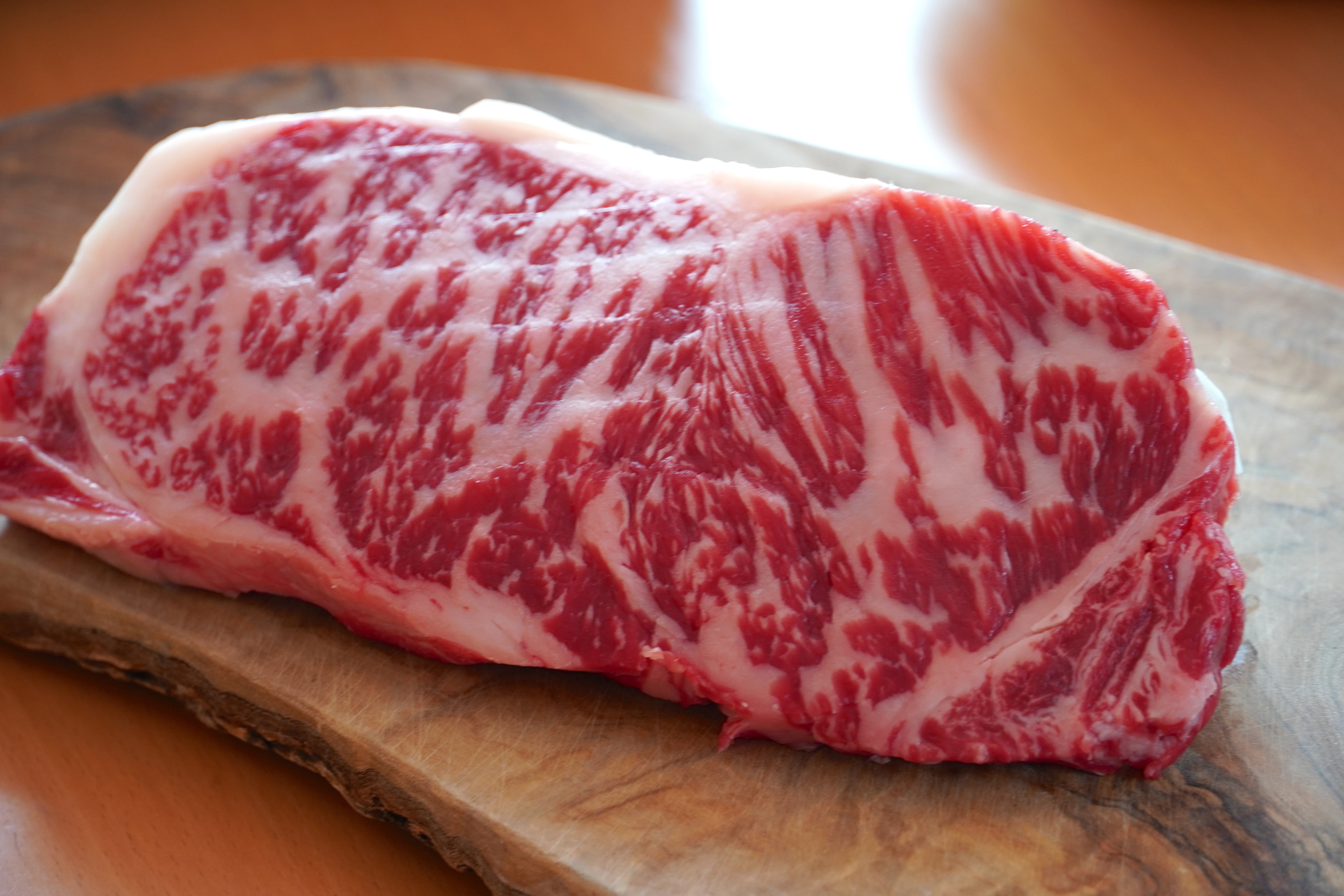 Nikuhack　国産牛上ロース　ステーキ肉(230g/1枚)