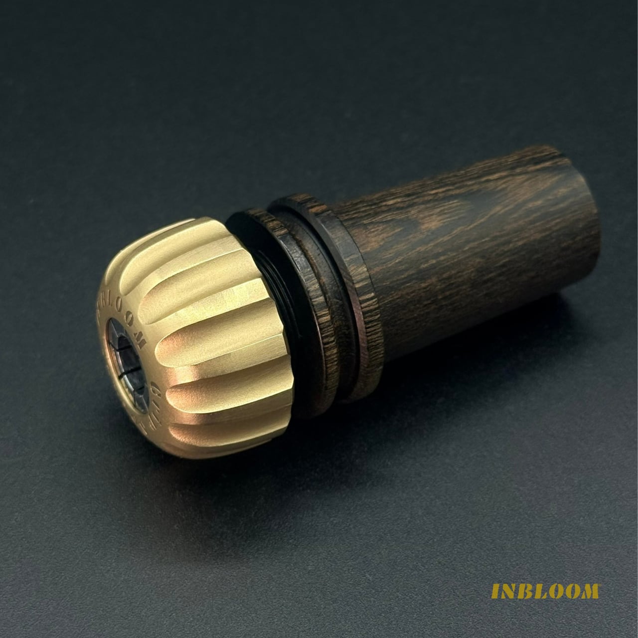 Grip Socket チェロ用エンドピンソケット｜360°クランプ構造 | INBLOOM