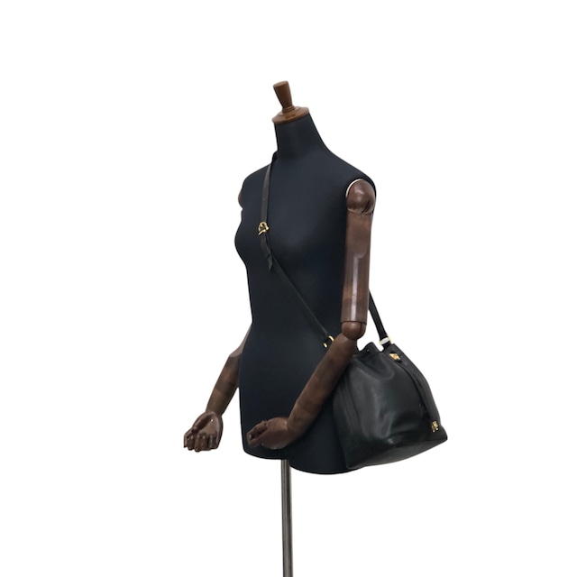 CELINE セリーヌ ショルダーバッグ ブラック ブラゾン型押し レザー 巾着 vintage ヴィンテージ オールド 2vim3n