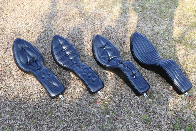 ４速フレーム専用 キング＆クイーン シート［ボタンダウン］Leahter/本革 (4sKQ01)