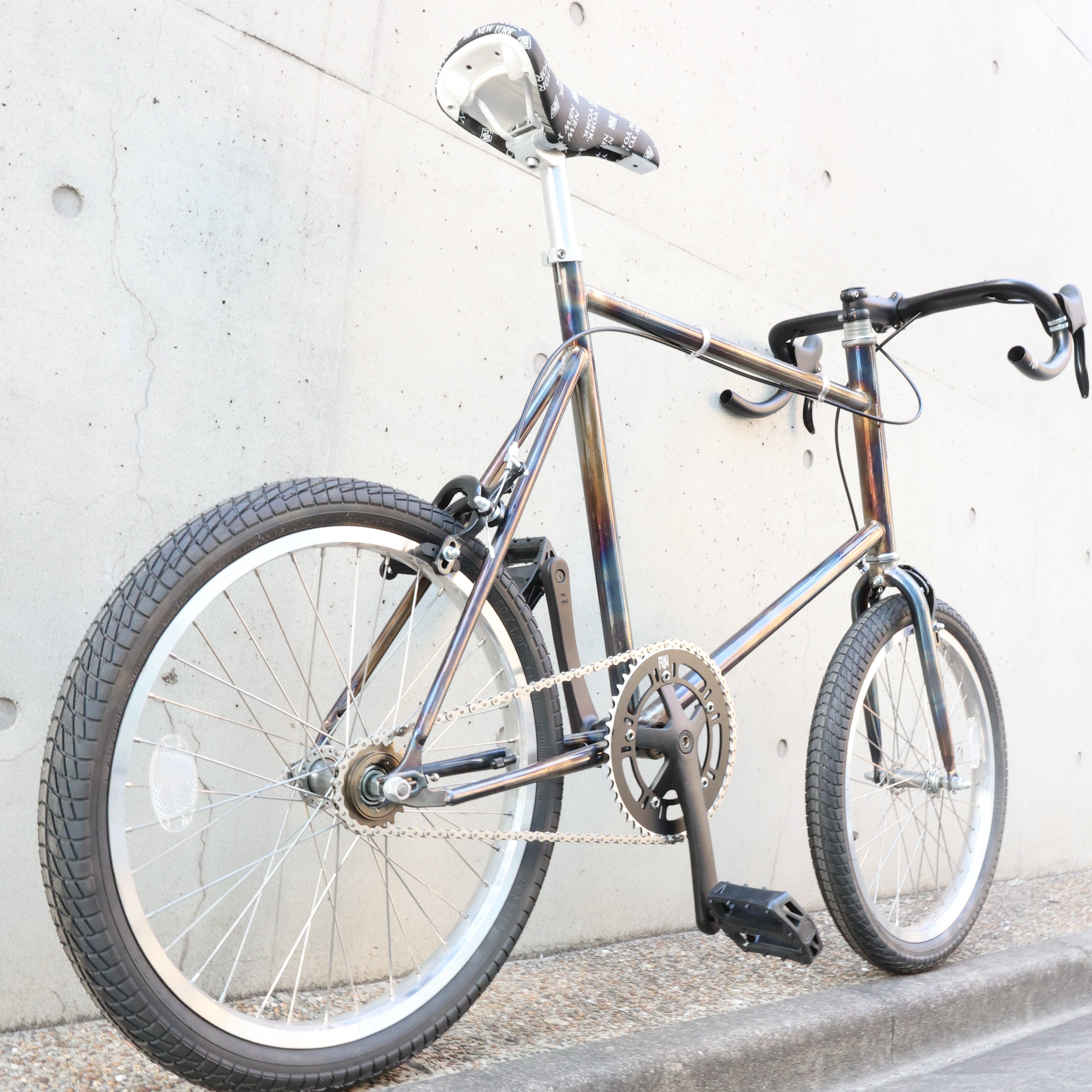 20吋 凄く ミニベロ(小径ピストバイク) シングルspeed/ダークグレー 