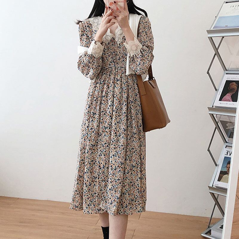 花柄ヴィンテージ風ワンピース Blue Holic