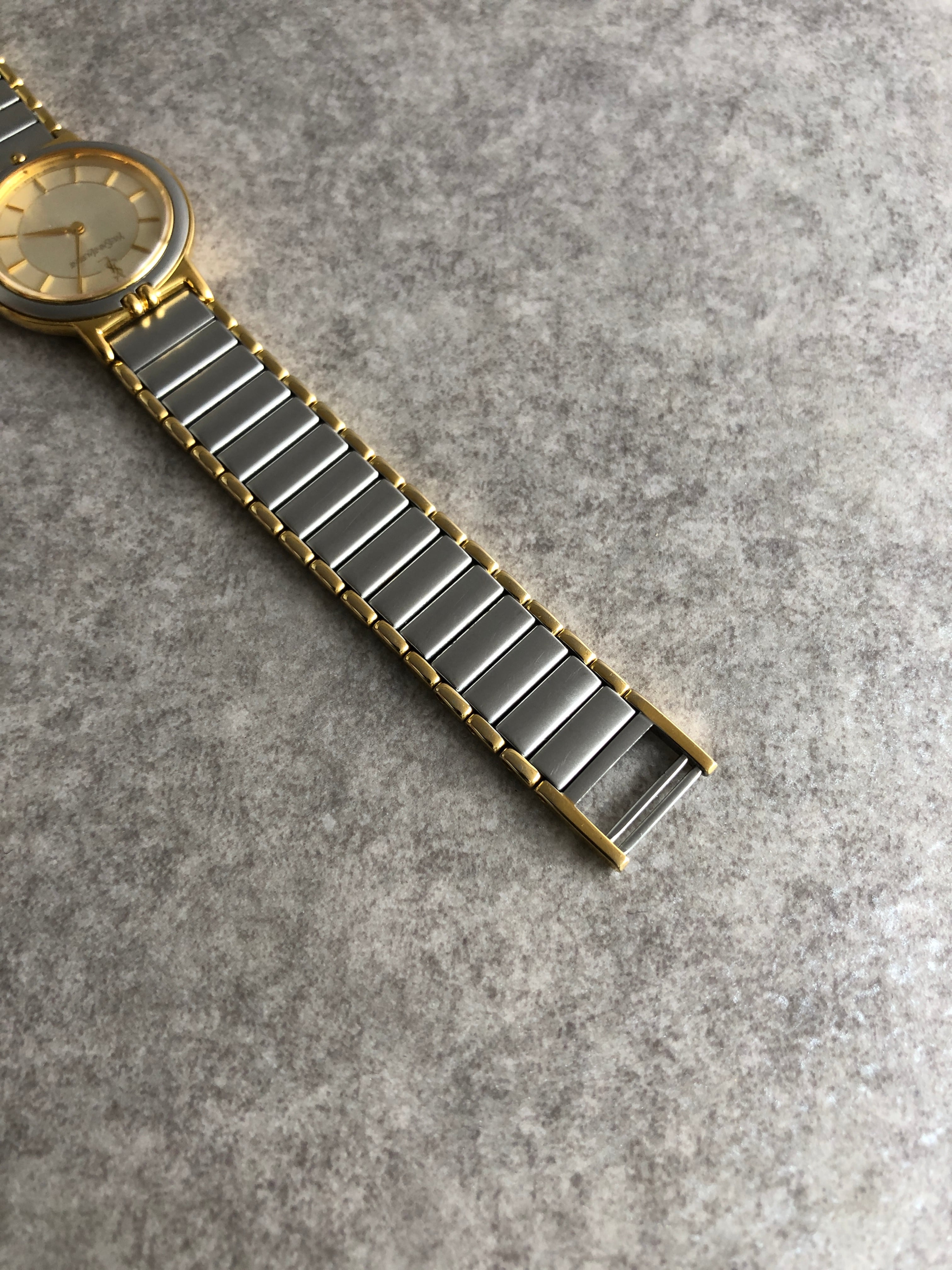 Yves Saint Laurent イヴ・サンローラン 腕時計 シルバー YSL