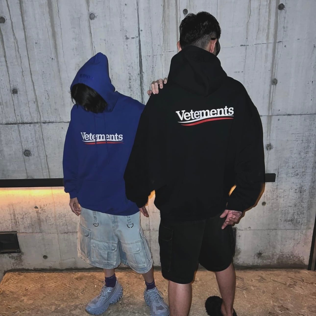 VETEMENTS】CAMPAIGN LOGO HOODIE | AYIN VETEMENTS】CAMPAIGN LOGO HOODIE | AYIN