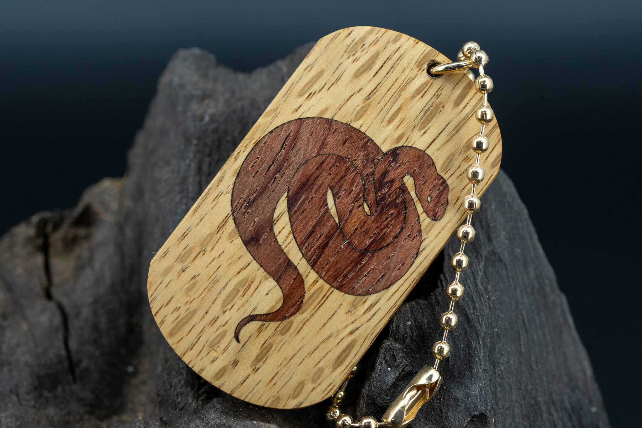 【軌道の背骨】白樫 ドッグタグ 象嵌