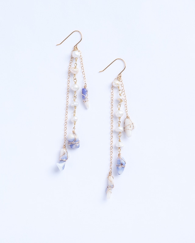 Fira / Pearl w blue purple Coral